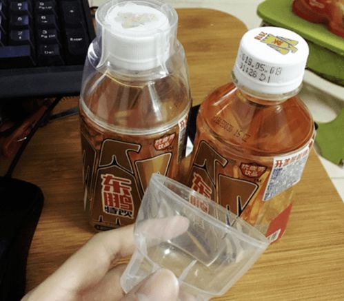 東鵬特飲瓶蓋的另類妙用 貨車司機的煙灰缸文化